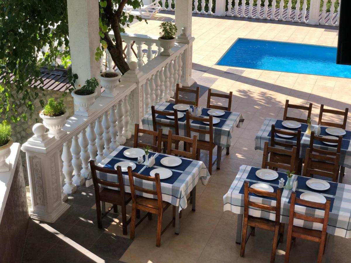 Замок Орлиное Гнездо New Athos Extérieur photo